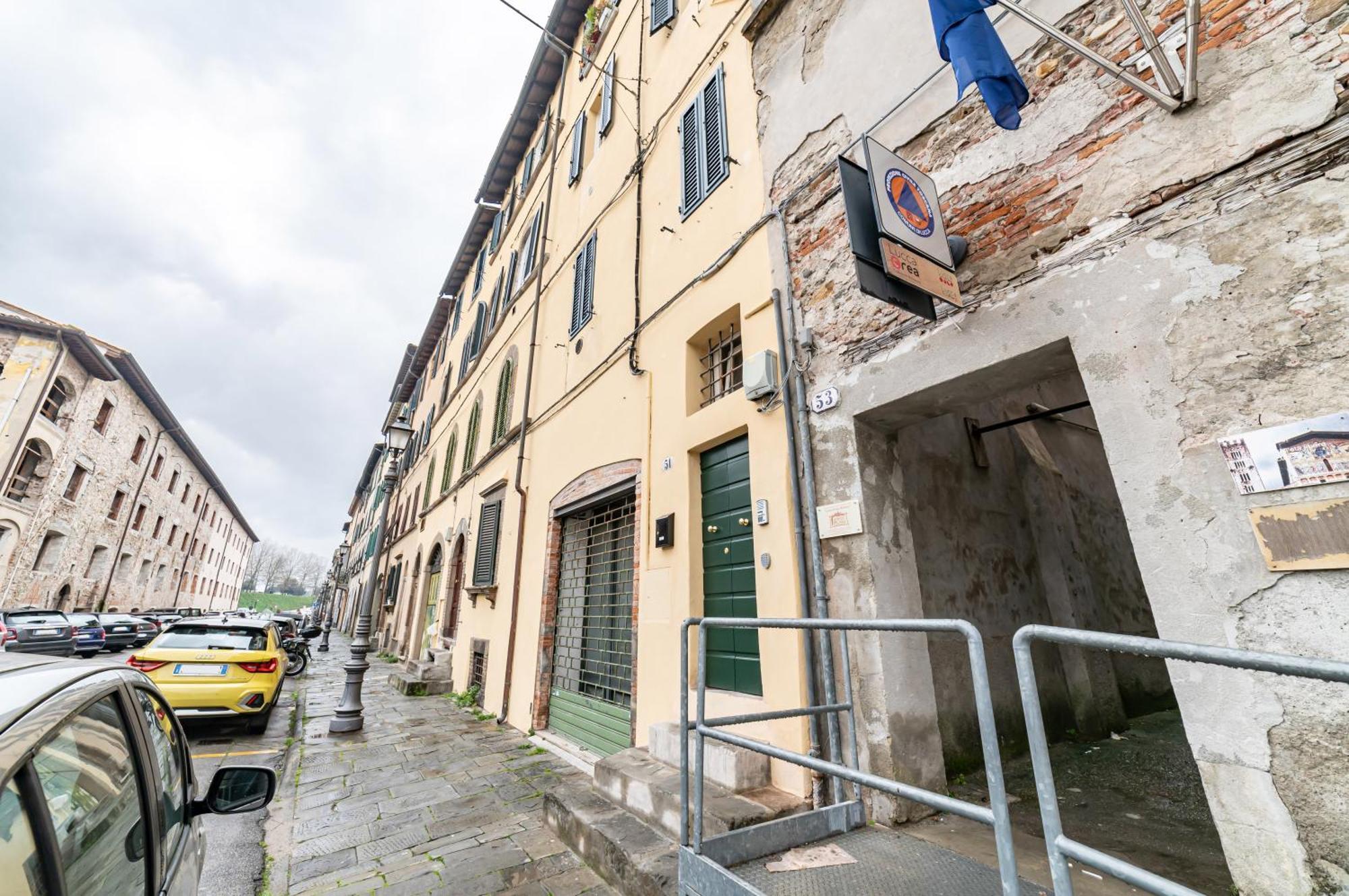Modern Apartment In The Heart Of Lucca! Eksteriør billede